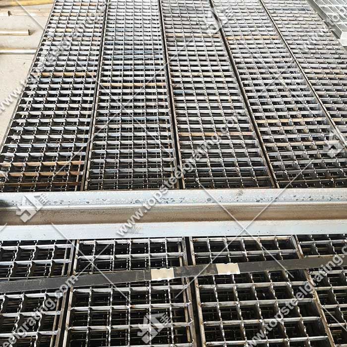 Serrated Steel Grating